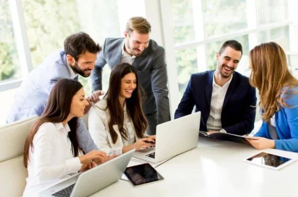 How Corporate Training Programs Improve Employee Engagement and Job Satisfaction