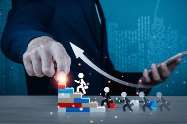 Top 5 Reasons to Hire a Personal Development Coach in 2025