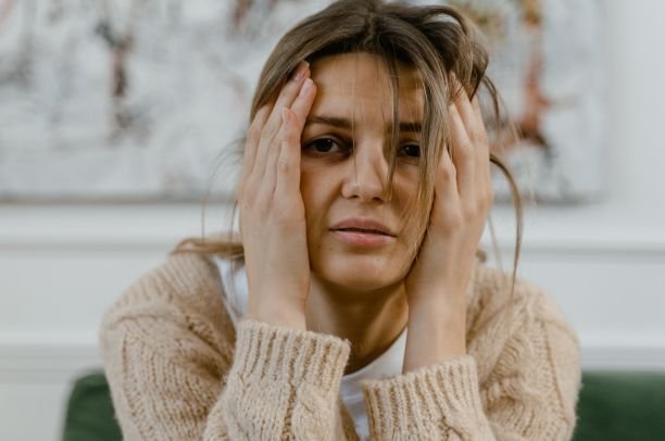 why childhood trauma affects adult relationships